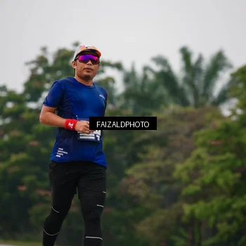 Runner Photo 7436994