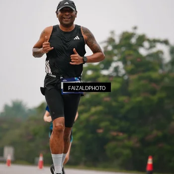 Runner Photo 7437011