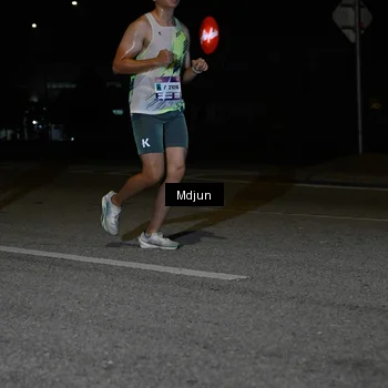 Runner Photo 7437025