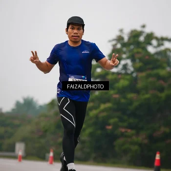 Runner Photo 7437027
