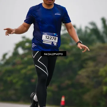 Runner Photo 7437045