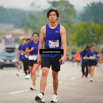 Runner Photo 7437060