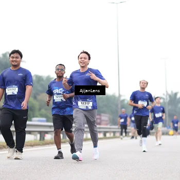 Runner Photo 7437070