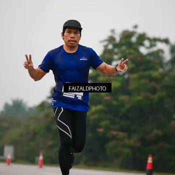 Runner Photo 7437073