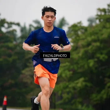 Runner Photo 7437094