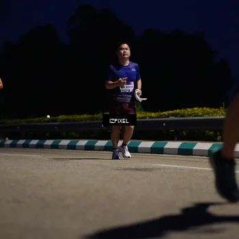 Runner Photo 7437101