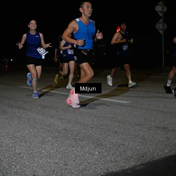 Runner Photo 7437110