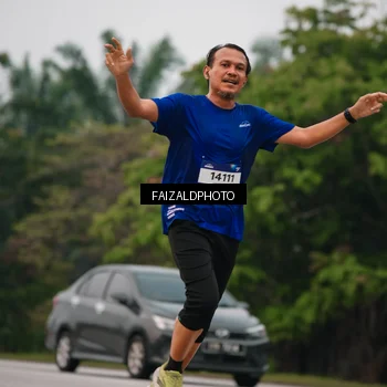 Runner Photo 7437117