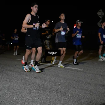 Runner Photo 7437148