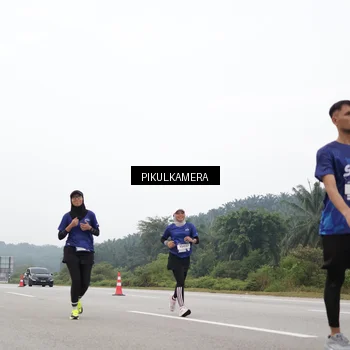 Runner Photo 7437149