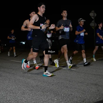 Runner Photo 7437156