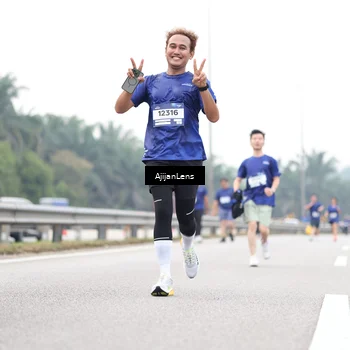 Runner Photo 7437160