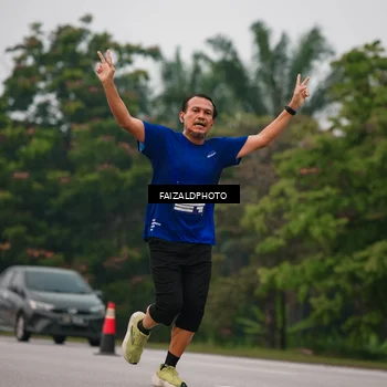 Runner Photo 7437163