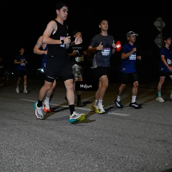 Runner Photo 7437168