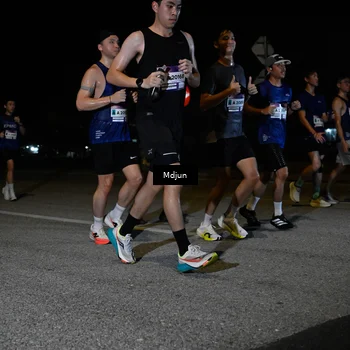 Runner Photo 7437170