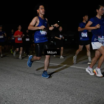 Runner Photo 7437204