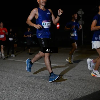 Runner Photo 7437217