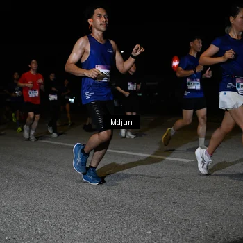 Runner Photo 7437218