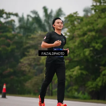 Runner Photo 7437220