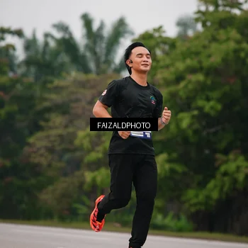 Runner Photo 7437221