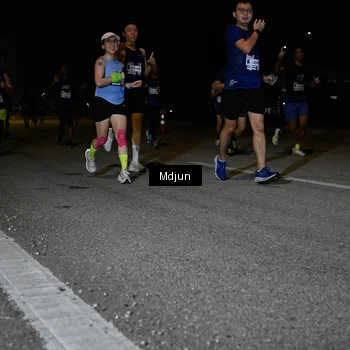 Runner Photo 7437230
