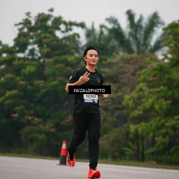 Runner Photo 7437233