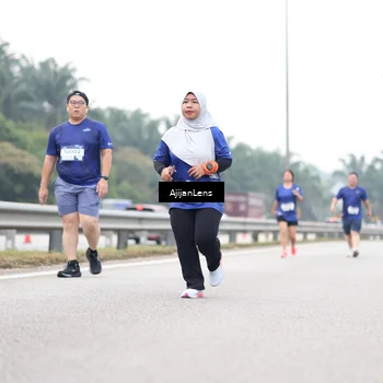 Runner Photo 7437249