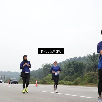 Runner Photo 7437255