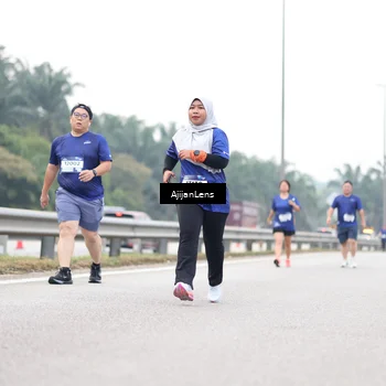 Runner Photo 7437258