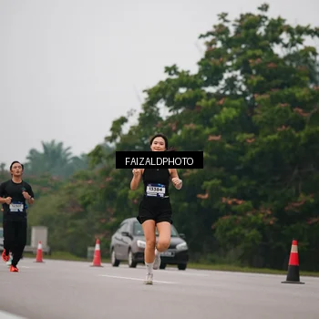 Runner Photo 7437274