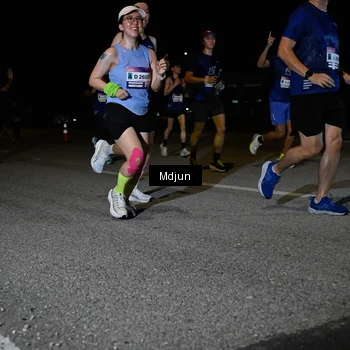 Runner Photo 7437280