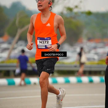 Runner Photo 7437295