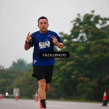 Runner Photo 7437323