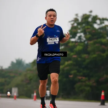 Runner Photo 7437325