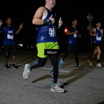 Runner Photo 7437328