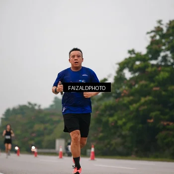 Runner Photo 7437329