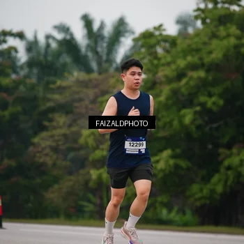 Runner Photo 7437335