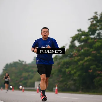 Runner Photo 7437340