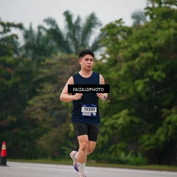 Runner Photo 7437358