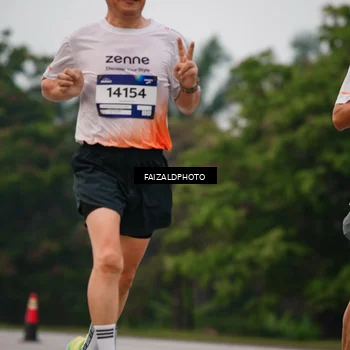 Runner Photo 7437378