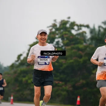 Runner Photo 7437396