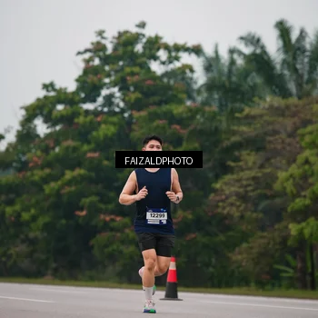 Runner Photo 7437403