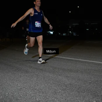 Runner Photo 7437416