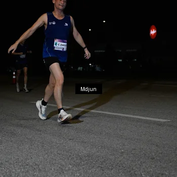 Runner Photo 7437418