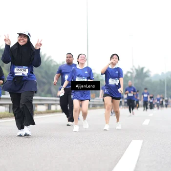Runner Photo 7437421