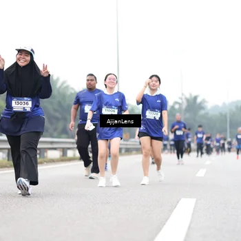 Runner Photo 7437427