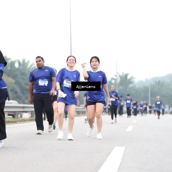 Runner Photo 7437453