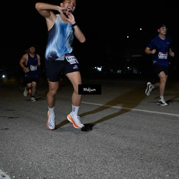 Runner Photo 7437461