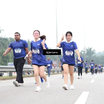 Runner Photo 7437465