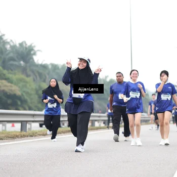 Runner Photo 7437485